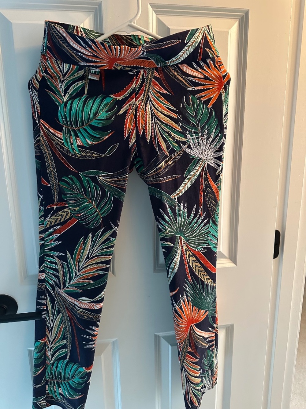 Tahari stretch floral print